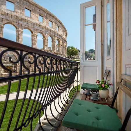 Amphitheatre Premium Apartment With Seaview Pula Eksteriør billede